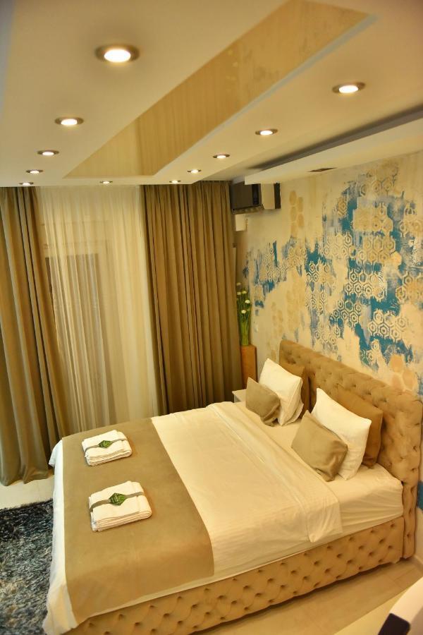 Design Apartment Premium Spa Lux 4 Star "Dubai" Completely Private Wellness & Spa Free Included Sauna & Jacuzzi & Salt Wall & Fire Place & 3D Ceilings & Business Wifi & Netflix & Keyless Code Entry & Full Smart App & Secure 2 Parking Place Ćuprija Eksteriør bilde